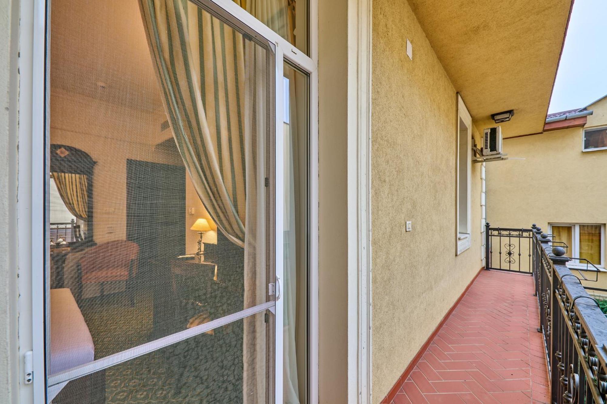 Hotel Classico Timisoara Exterior photo