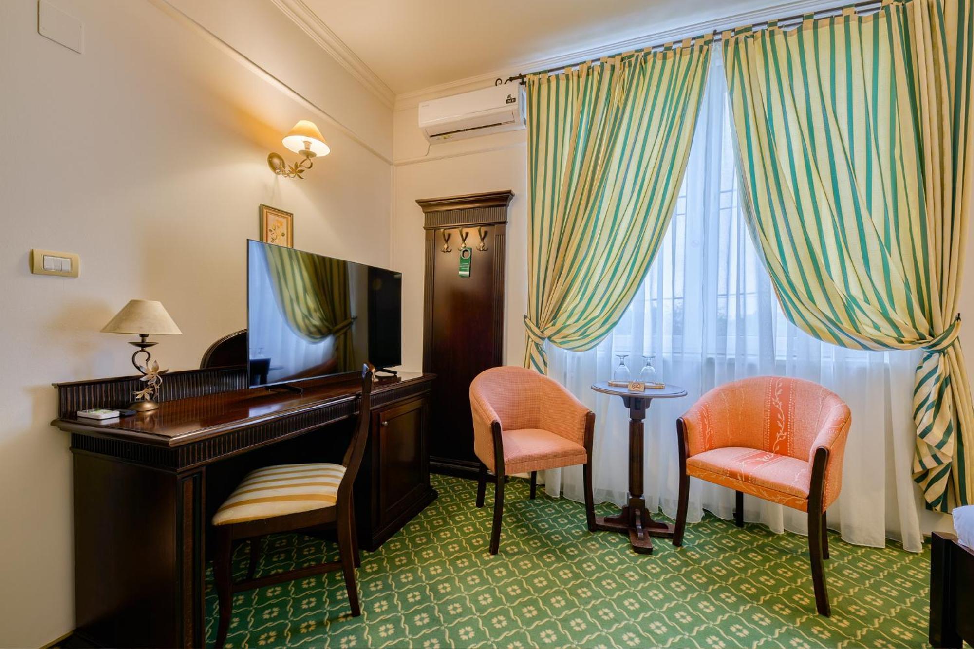 Hotel Classico Timisoara Exterior photo