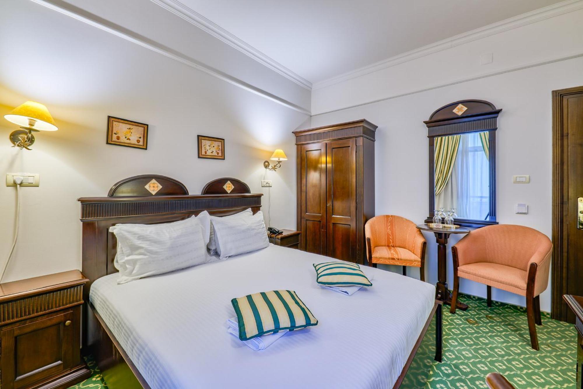 Hotel Classico Timisoara Exterior photo
