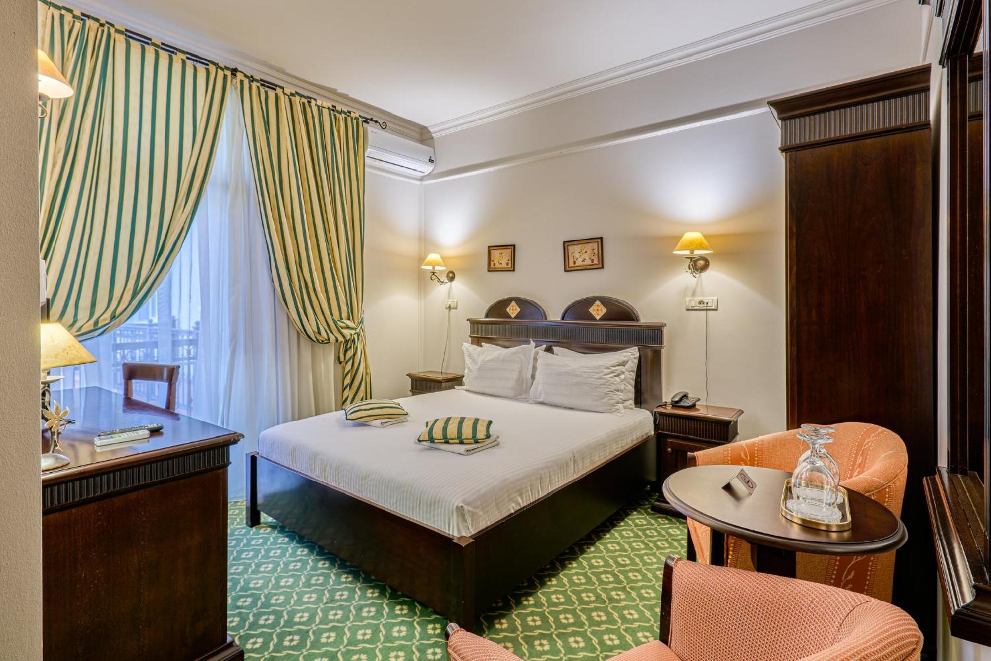 Hotel Classico Timisoara Exterior photo